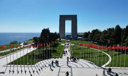 Çanakkale Savaşlarının yaşandığı Tarihi Gelibolu Yarımadasında bayram yoğunluğu