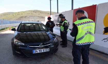 Elazığda jandarma ekiplerinden bayram denetimi