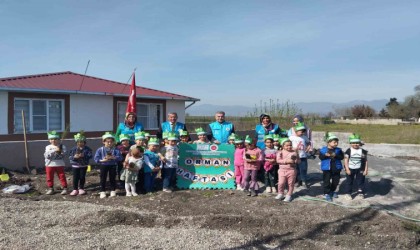 Kahramanmaraşta Kuran kursu öğrencileri fidan dikti