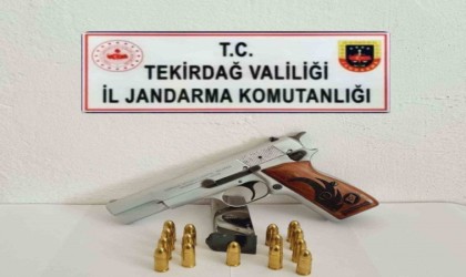 Tekirdağda tabancalar ele geçirildi