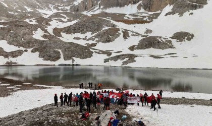 Aladağlarda ‘Türkiyenin Gücü Gençliği tırmanışı