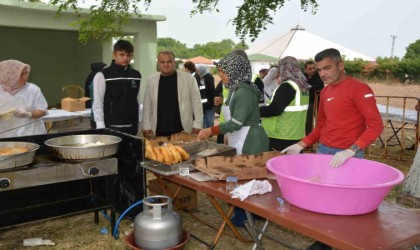 Bigadiçde Altıkaraağaç Dedesi hayrı yapıldı