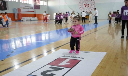 Gümüşhanede sokak oyunları salonlara taşındı