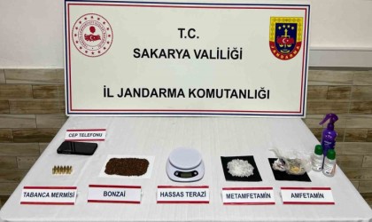 Jandarmadan uyuşturucu operasyonu: 4 gözaltı