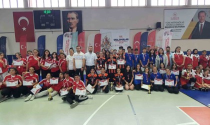 Karamanda düzenlenen Oturarak Voleybol Türkiye Şampiyonası sona erdi