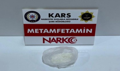 Karsta metamfetamin ele geçirildi