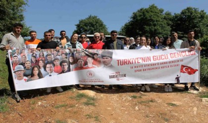 Manyasta Gençlik Haftası kapsamında doğa yürüyüşü