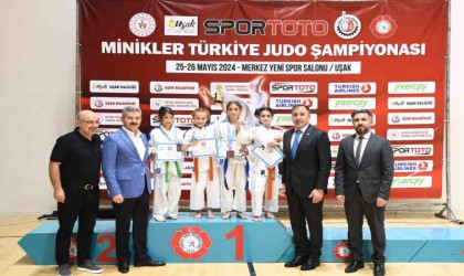 Minikler Türkiye Judo Şampiyonası Uşakta başladı