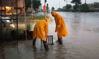 Osmancıkta fırtına, sağanak ve dolu etkili oldu