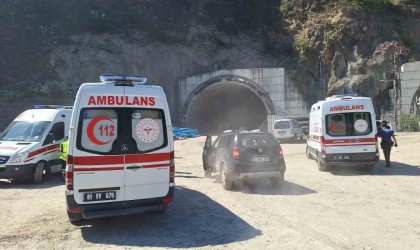 Trabzonda tünel inşaatında iskele çöktü: 5 işçi yaralandı