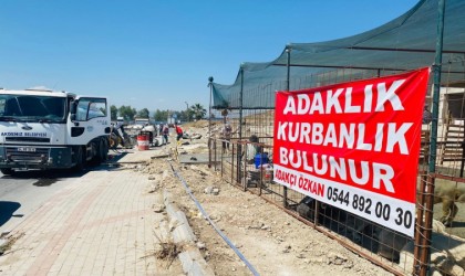 Akdenizde kurban kesim ve satış yerleri hazır