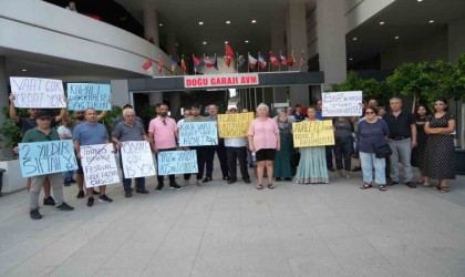 Antalyada Doğu Garajı AVM esnafı, kapalı dükkanlardan dertli