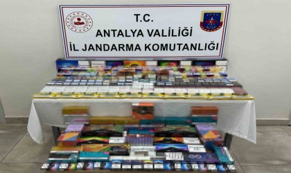 Antalyada kaçak ve elektronik sigara operasyonu