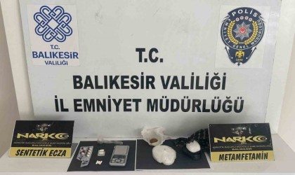 Balıkesirde uyuşturucu operasyonu: 4 gözaltı