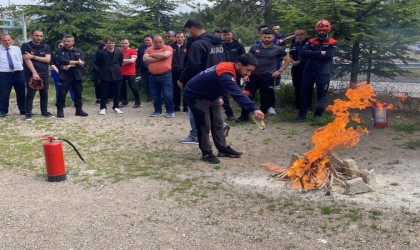 Bayburtta tahliye ve yangın tatbikatı gerçekleştirildi