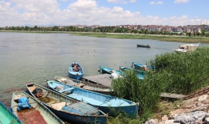 Beyşehir Gölünde av yasağı sona eriyor