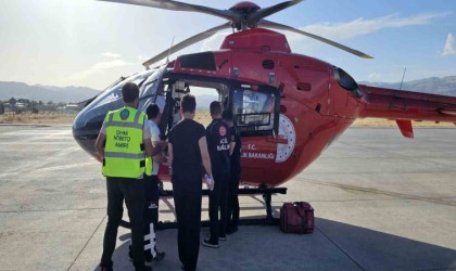 Bingölde yaşlı adam için ambulans helikopter havalandı