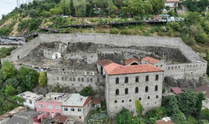 Boztepe seyir terası ile Kızlar Manastırı buluşuyor