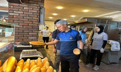 Bozüyükte zabıta ekiplerinden ekmeklere gramaj kontrolü