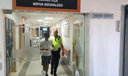 Çanakkalede sınava geç kalan öğrencileri polis ekipleri yetiştirdi