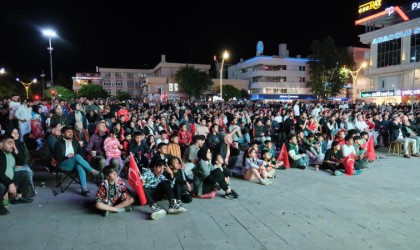 Erzincanda milli maç heyecanı yaşandı