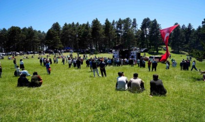 Güzelhisar Kalesinin varisleri yayla şenliğinde bir araya geldi