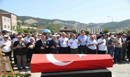 Hayatını kaybeden Prof. Dr. Ali Ayhan, memleketi Anamurda toprağa verildi