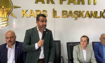 Karsta AK Partililer bayramlaştı