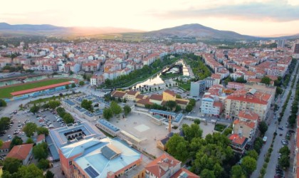 Kırşehirin tarihi meydanı 500 metreden dron ile görüntülendi