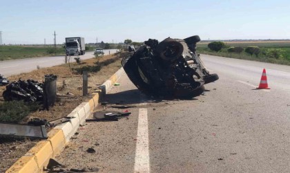 Konyada kontrolden çıkan cip takla attı: 3 yaralı