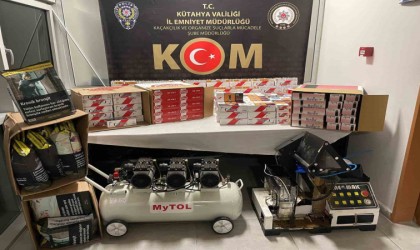 Kütahyada 19 bin adet içi dolu makaron, 19 kilogram kaçak tütün ele geçirildi