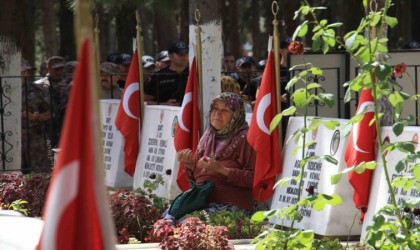 Mersinde Kurban Bayramı öncesi şehitler unutulmadı