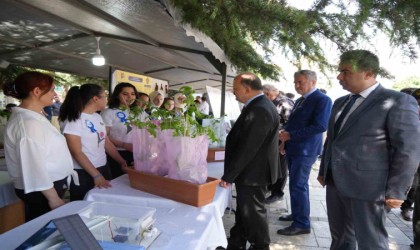 Öğrencilerin projeleri Bilim Festivalinde sergilendi