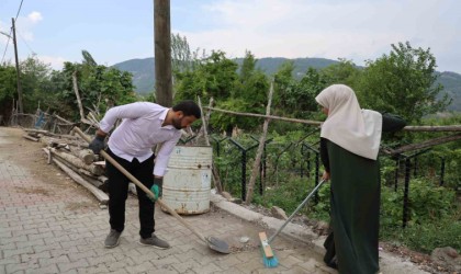 Adanada atandığı köyü güzelleştiren imam