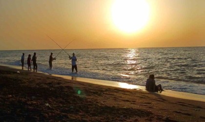 Akçakocada gün batımı görenleri hayran bırakıyor