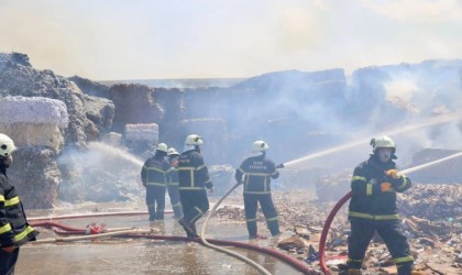 Aksarayda kağıt fabrikasında yangın