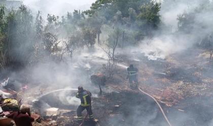 Bahçe yangını itfaiye ekipleri söndürdü