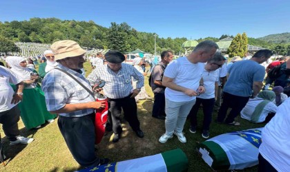 Başkan Çelik, Srebrenitsadaki anma törenine katıldı