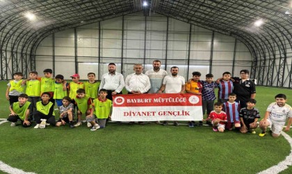 Bayburtta Yaz Kuran Kursları Arası Futbol Turnuvası başladı