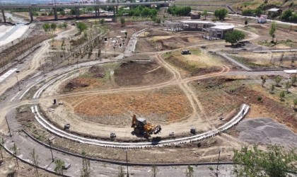 Bingöldeki millet bahçesinde çalışmalar devam ediyor