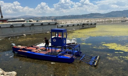 Eğirdir Gölü yüzeyindeki yosunlar temizlenecek