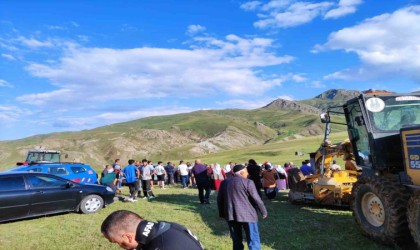 Erzurumda serinlemek için gölete giren 4 çocuktan 1i kayboldu