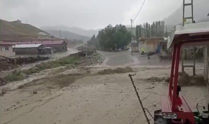 Erzurumun Horasan ilçesinde şiddetli sağanak sonrası sel felaketi