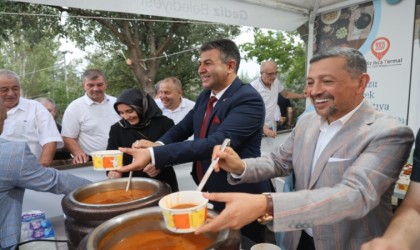 Gediz Geleneksel Tarhana Festivali törenle başladı