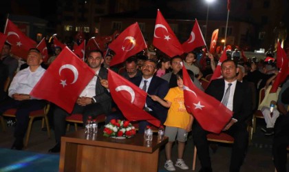 Hakkaride 15 Temmuz etkinliğine yoğun ilgi