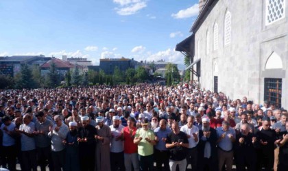 Haniye için Erzurumda gıyabi cenaze namazı kılındı