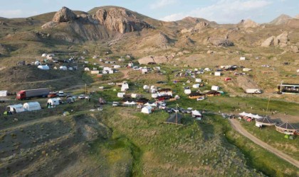 Huzurun sağlandığı Katoda silah sesleri yerini festivale bıraktı