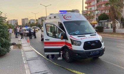 Kaldırımda ceset bulundu, polis cinayet şüphesiyle araştırma başlattı