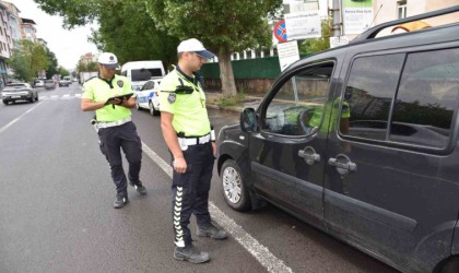 Karsta asayiş uygulamaları sürüyor