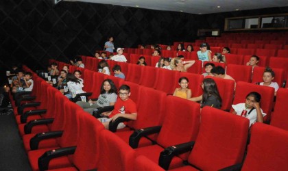 Kemerde geleceğin müzisyenleri ve yelkencileri Cinemapinkte buluştu